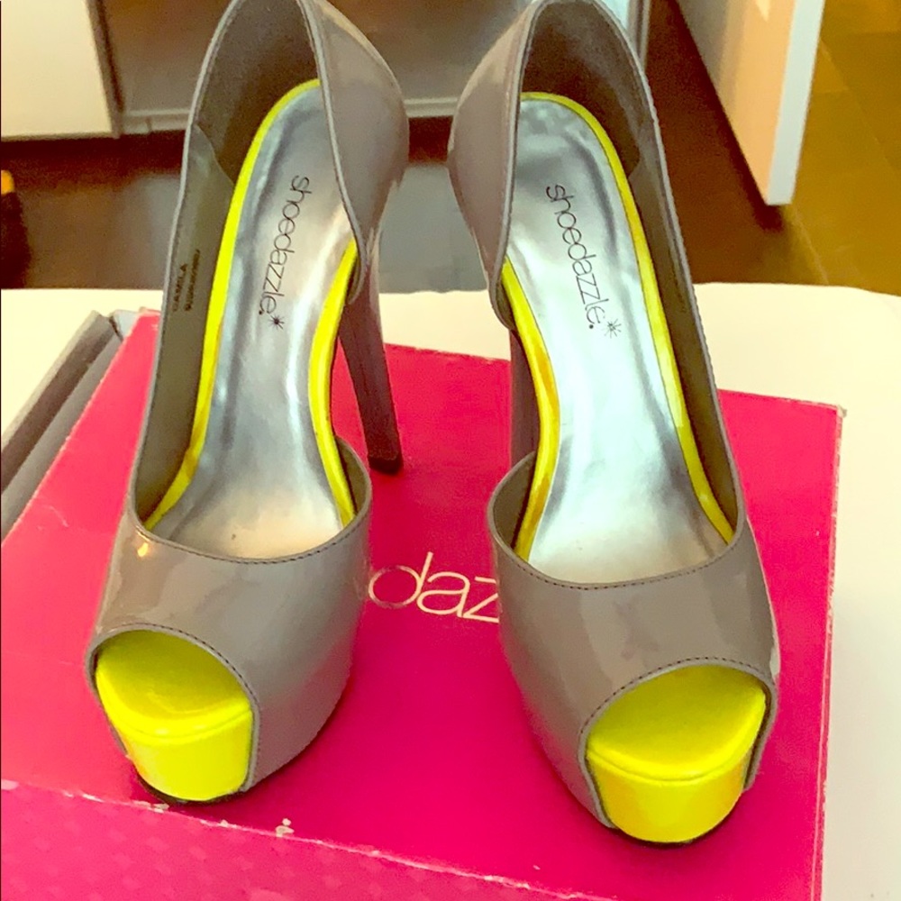Shoe dazzle